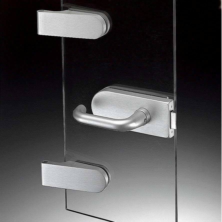 Идеальная фурнитура для мебели из стекла